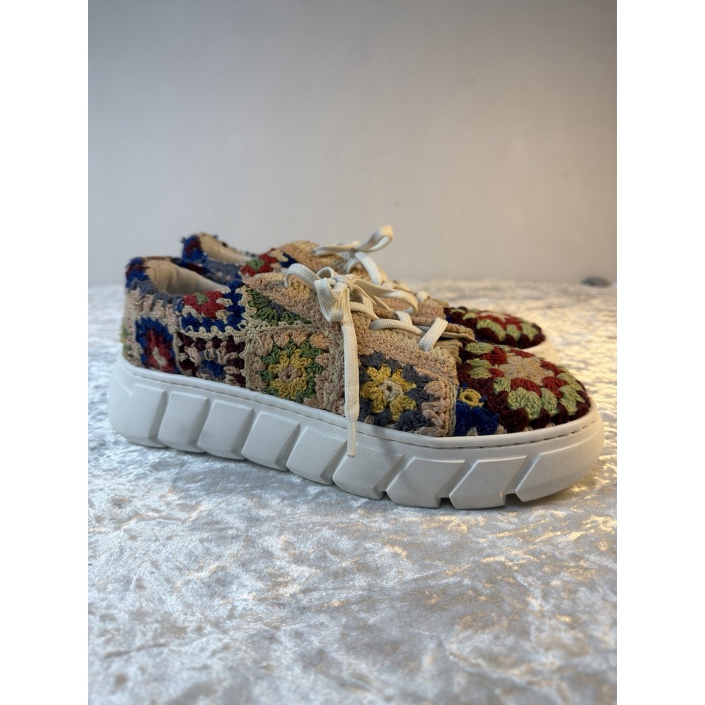 Free People Catch Me If You Can Sneakers Womens 9.5 40 Crochet Platform Boho
